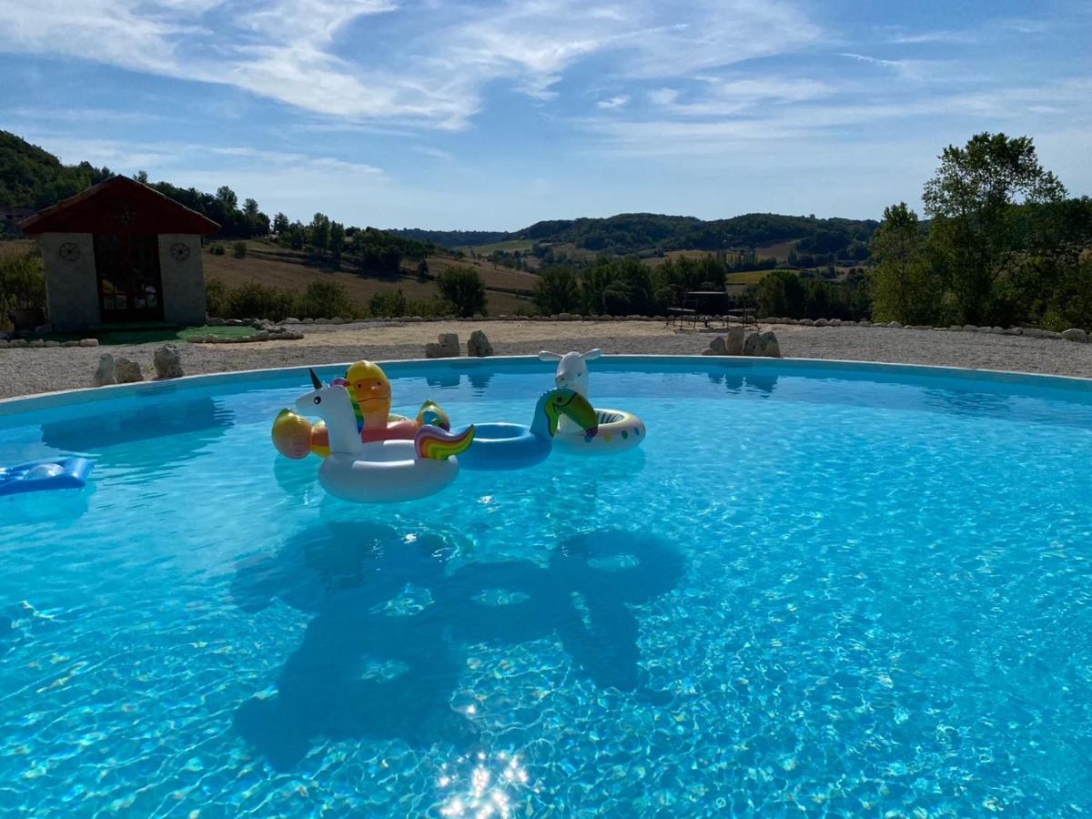 Le Relais De Campagne Panzió Trejouls Kültér fotó